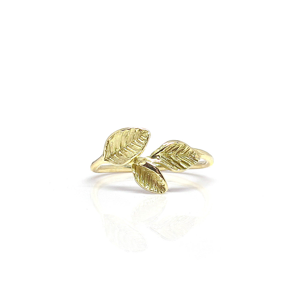 Fine gold leaf ring