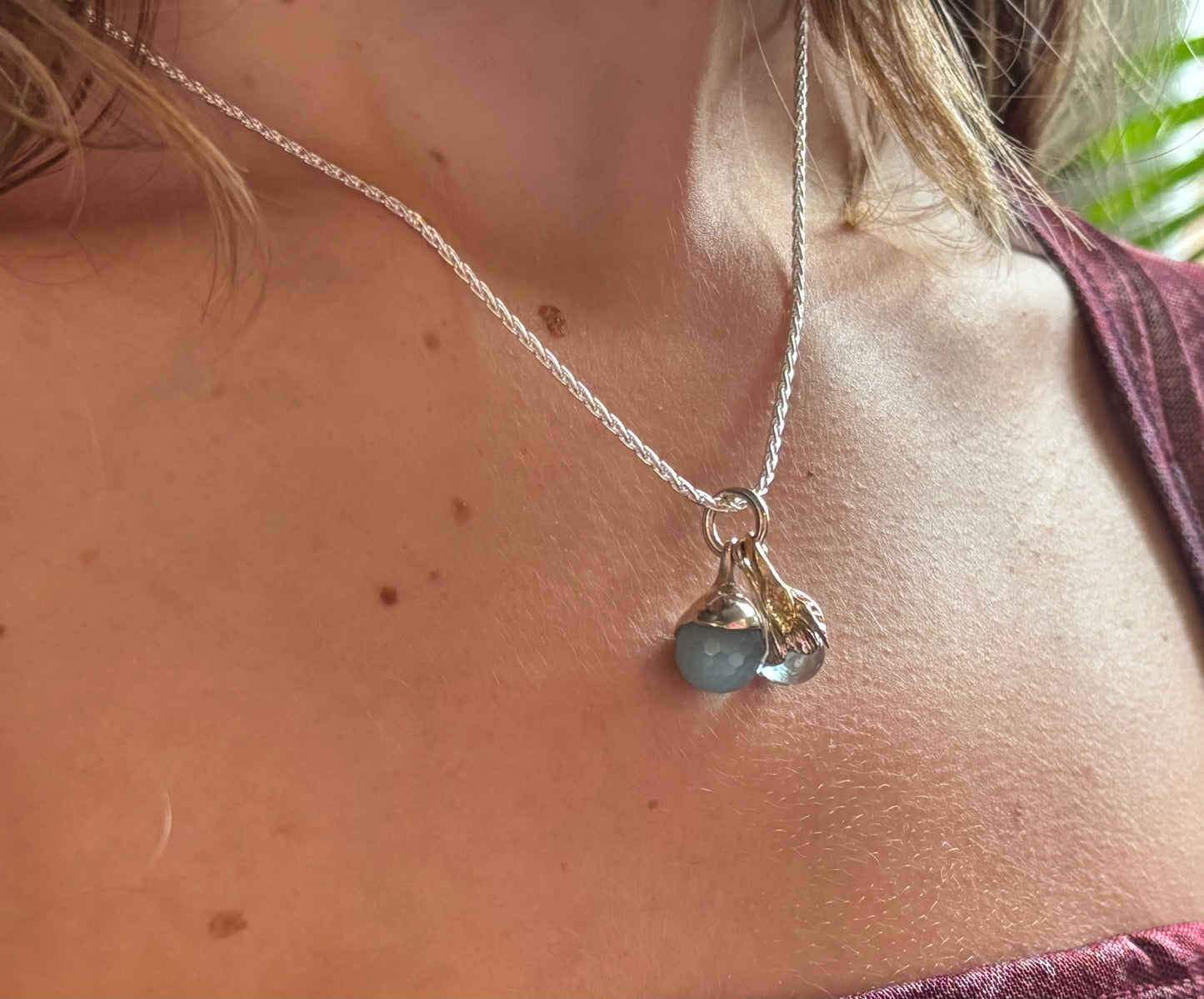 Combinatie flower buds inclusief collier