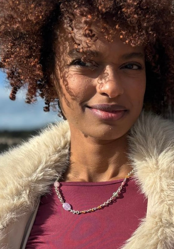 Necklace with gemstones