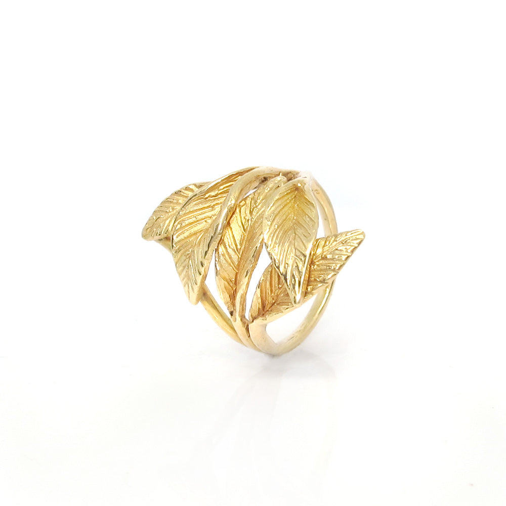 Goldene Ringblätter