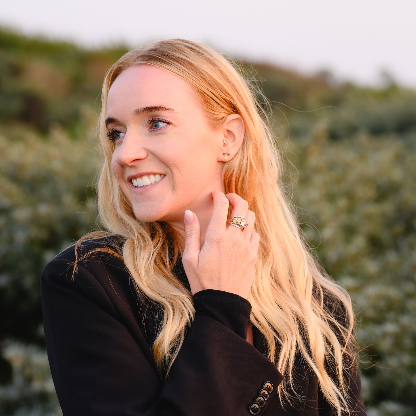 Goldohrringe mit weichem Turmalin