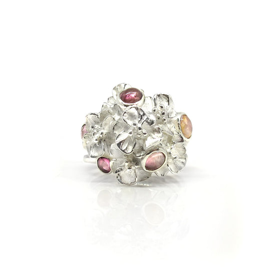 Zilveren bloemen ring met roze toermalijn