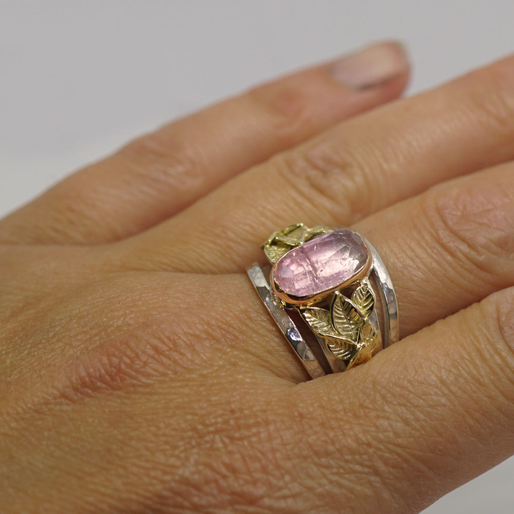 Bohemian ring gehamerd