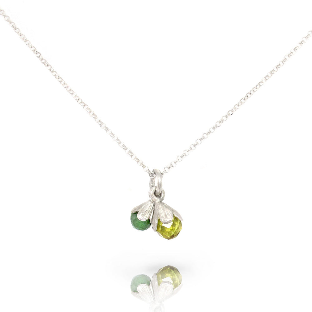 Combinatie flower buds inclusief collier