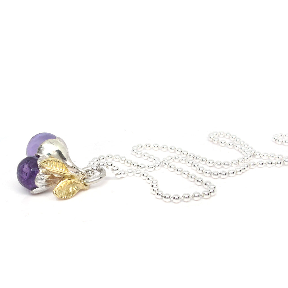 Combinatie flower buds inclusief collier