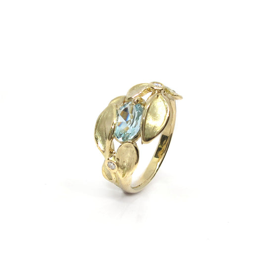 Goldring mit Blättern, Diamant und Aquamarin