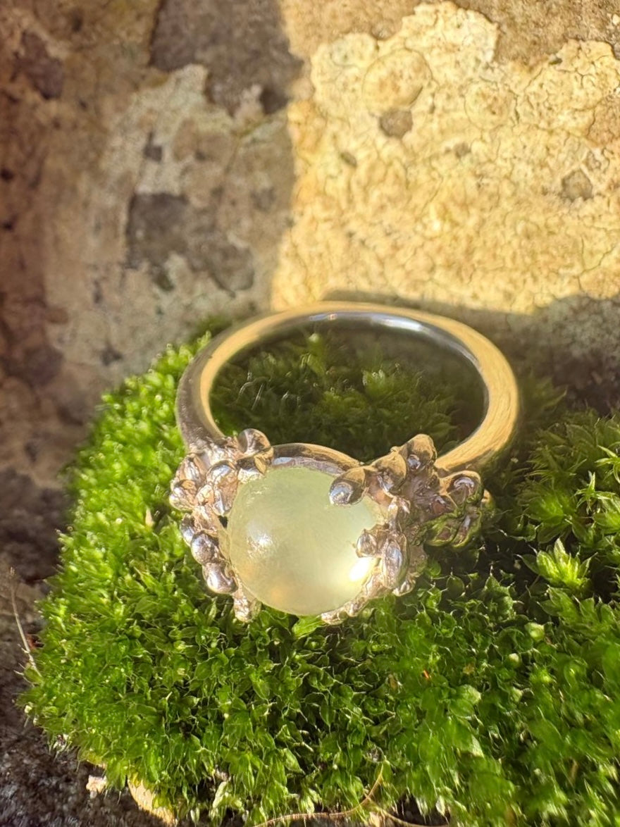 Dunes’ Kiss ring met Prehniet