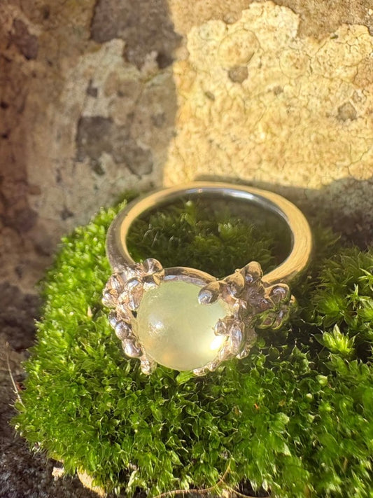 Dunes’ Kiss ring met Prehniet