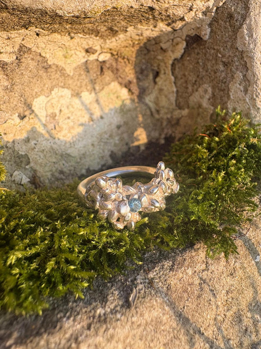 Silver Dunes' Kiss Ring with Aquamarine