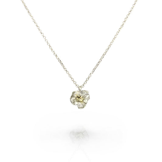 Silberkette mit Blüte