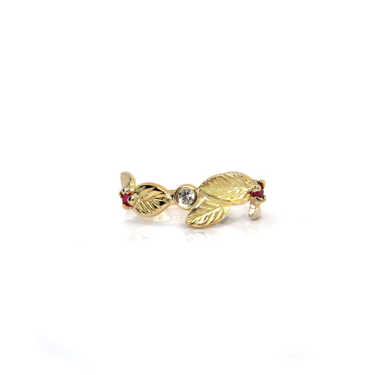 Goldring mit Diamant und Rubin